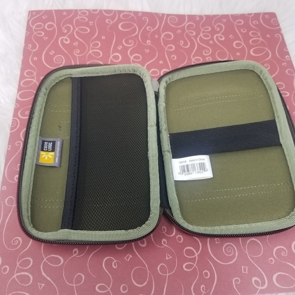 Case Logic Phone Case. BURGANDY AND TAN. - Picture 3 of 8